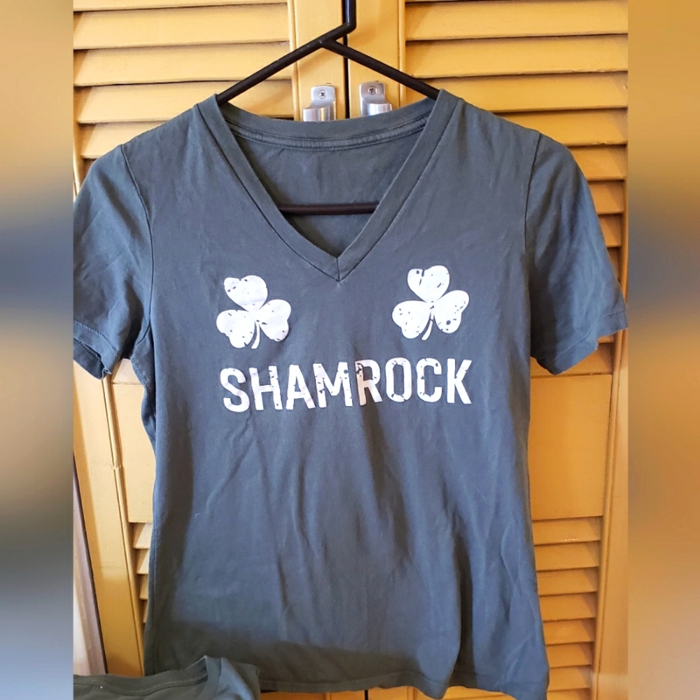 Shamrock T Shirt (M)